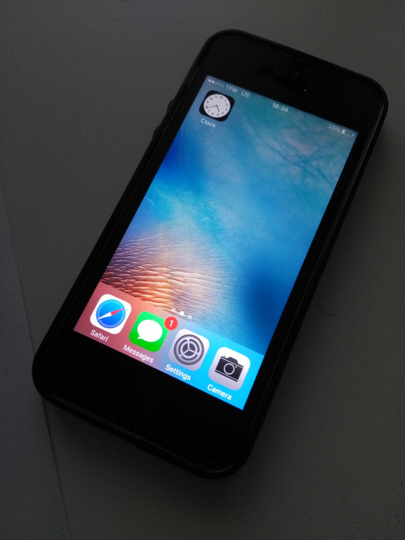 Illustration for article titled The Art of The Flip: Apple Edition